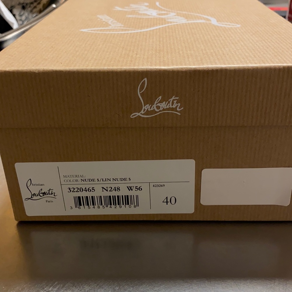 Women’s Christian Louboutin Shoe Box